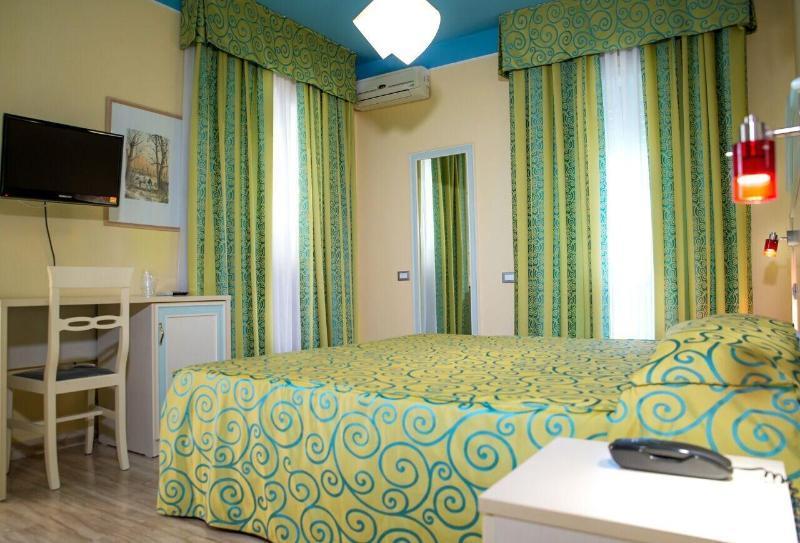 Hotel Villa Aurora Latina Eksteriør bilde
