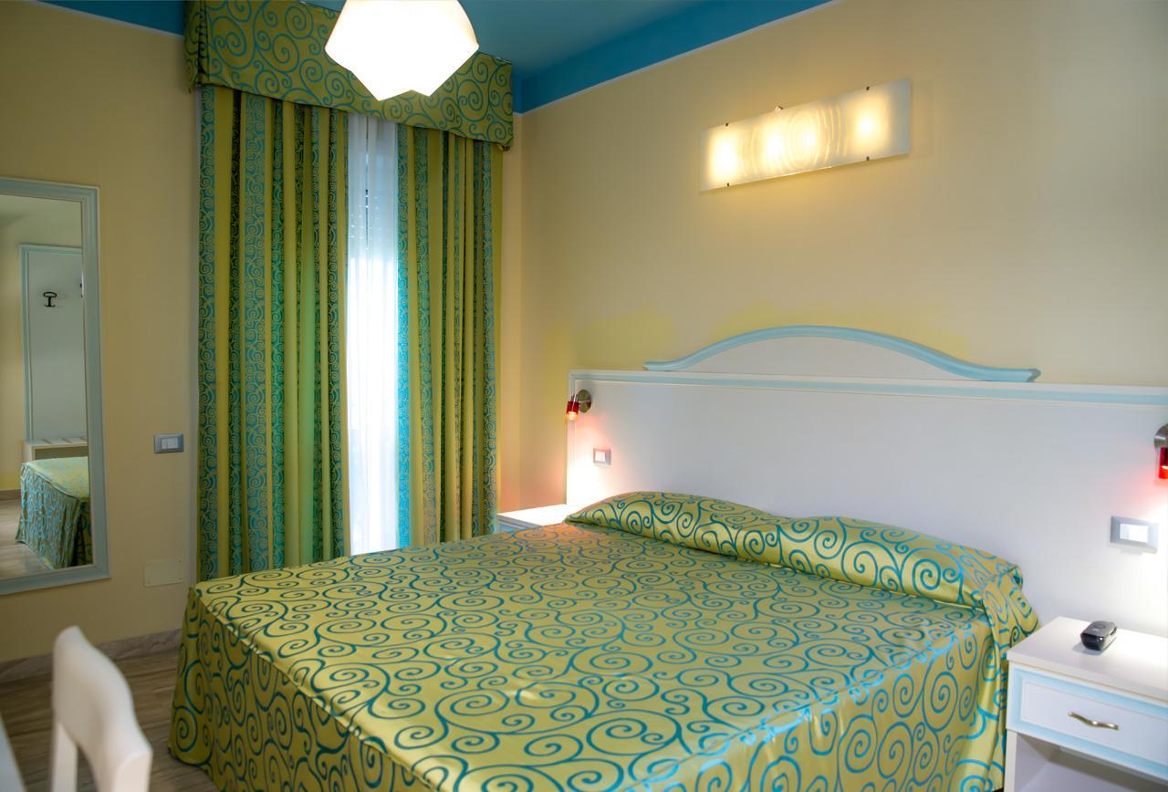 Hotel Villa Aurora Latina Eksteriør bilde